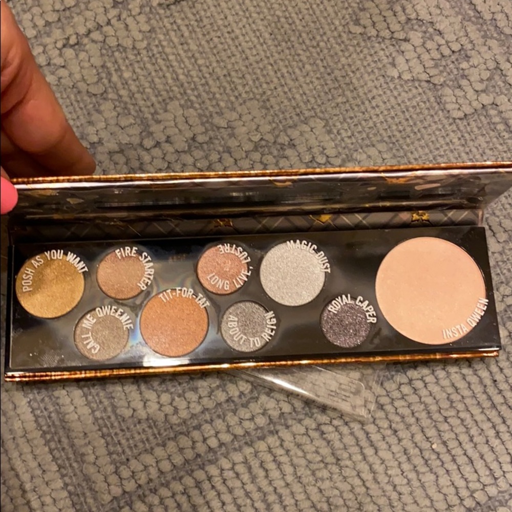 Brand new MAC Qween Supreme palette